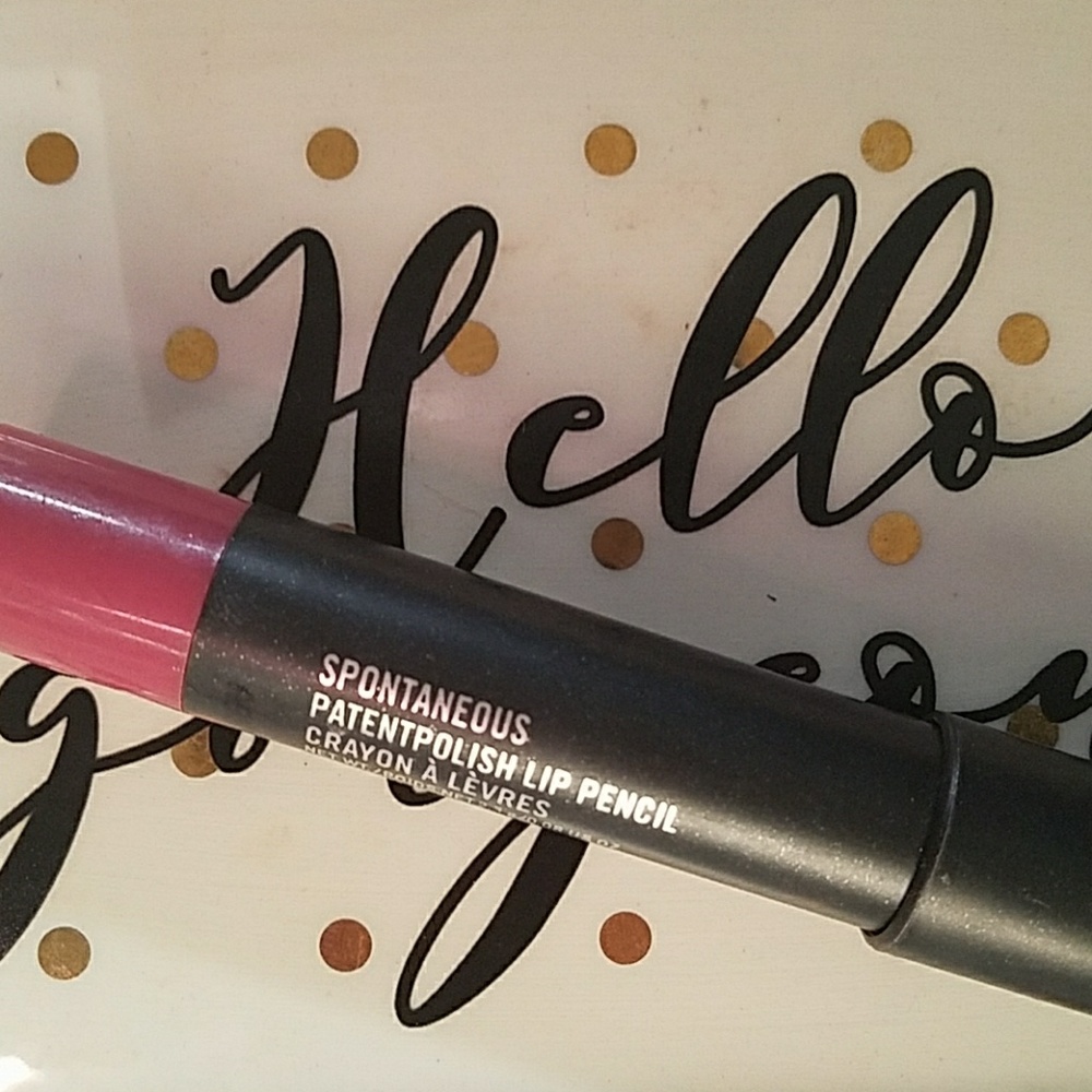 MAC lip and cheek colour in spontaneous